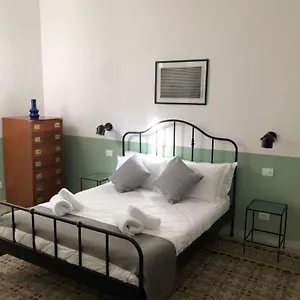 Caves Apartament Bari